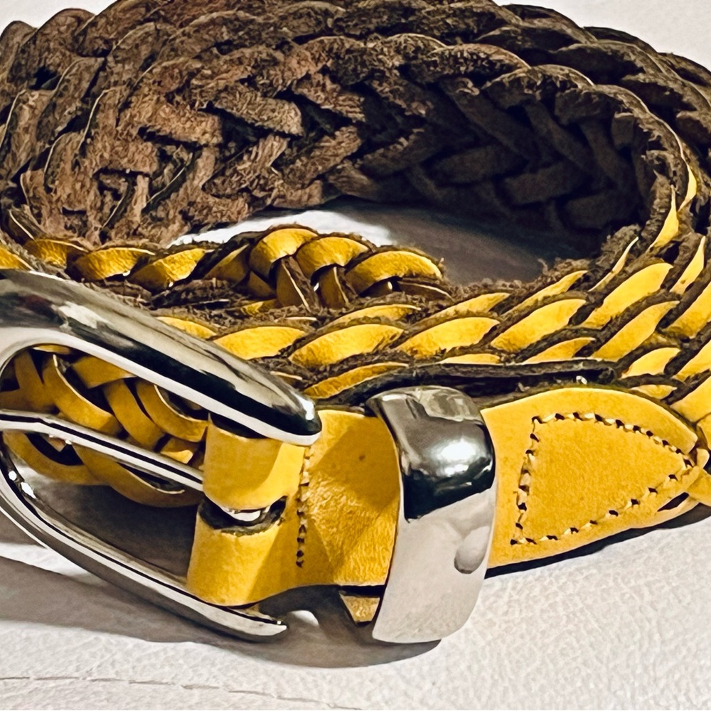 YELLOW LEATHER BRAIDED BELT SIZE MEDIUM (MADE IN ARGENTINA)